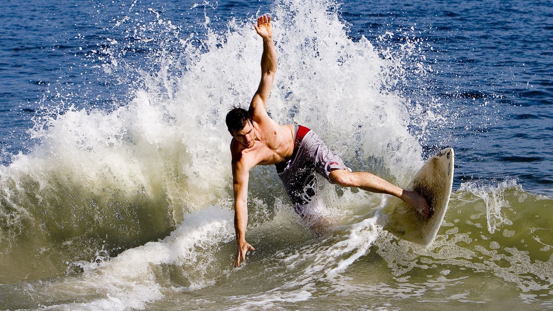 伤后复出球员如何回到巅峰，球员赛后恢复